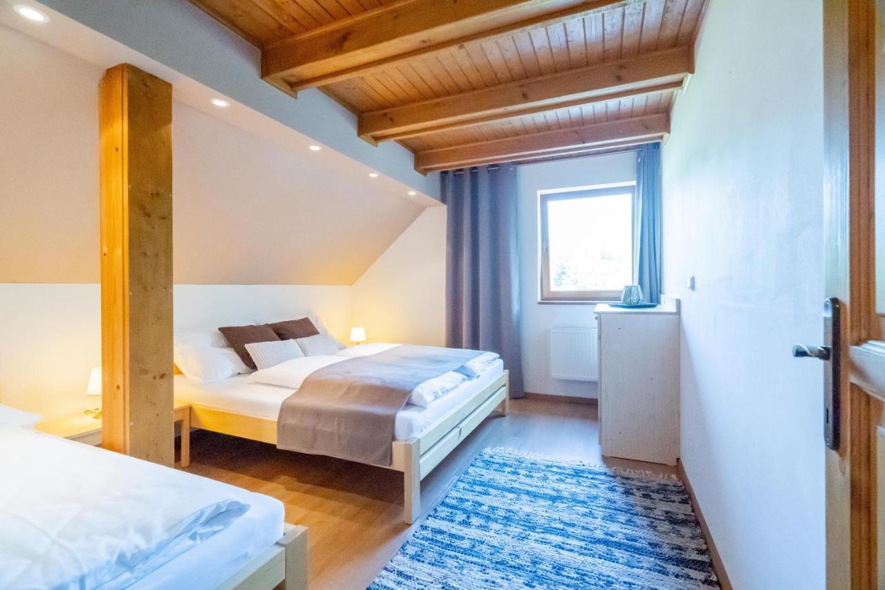Apartamento Pod Milonovou Velké Karlovice Exterior foto